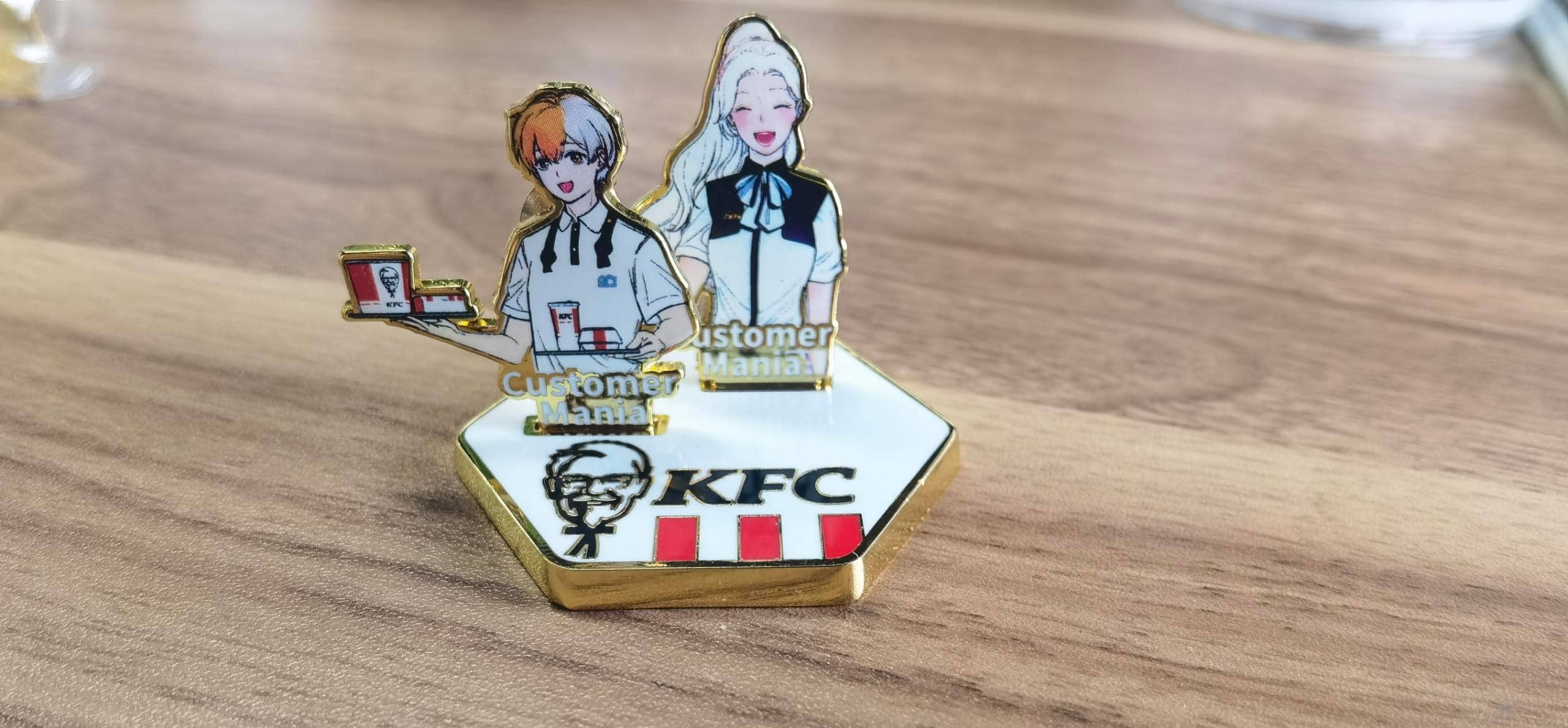 Pins 1