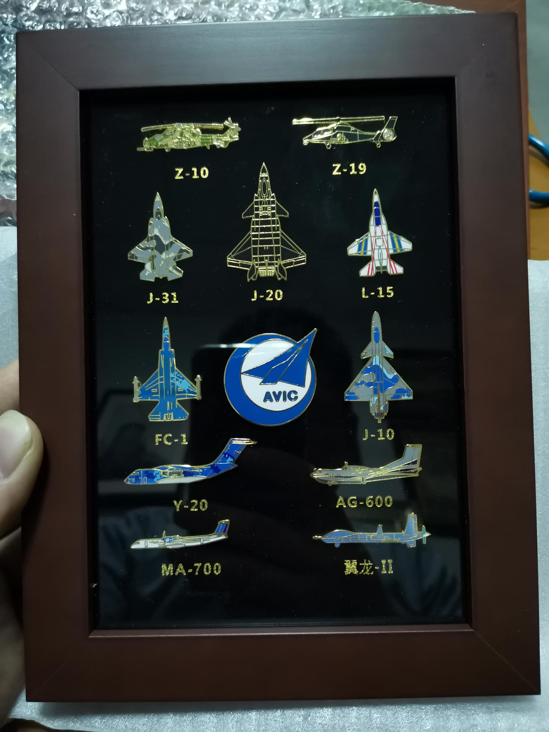 Pins 3