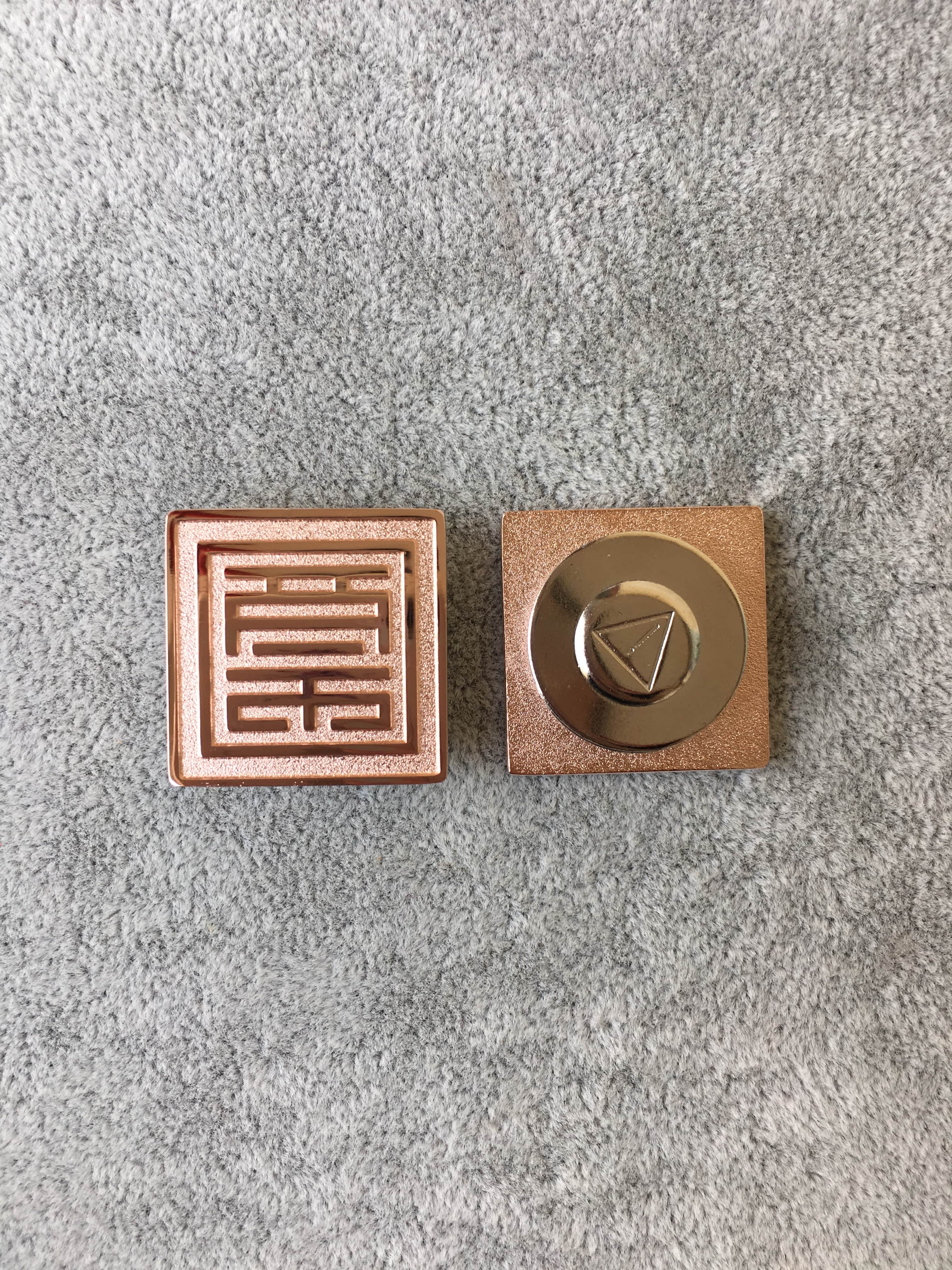 Pins 11